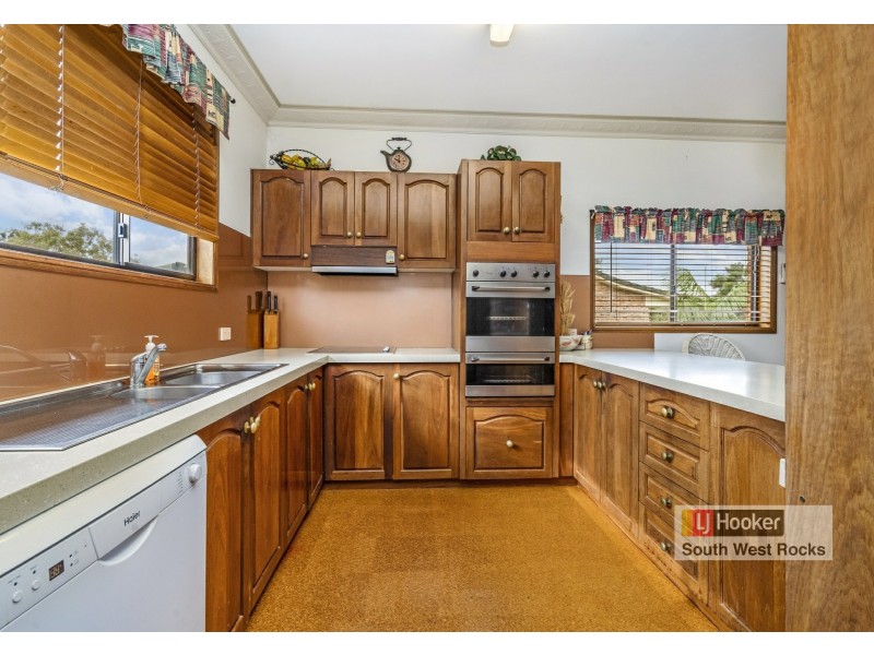 5 Newton Close, South West Rocks NSW 2431