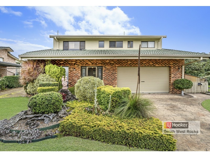 5 Newton Close, South West Rocks NSW 2431