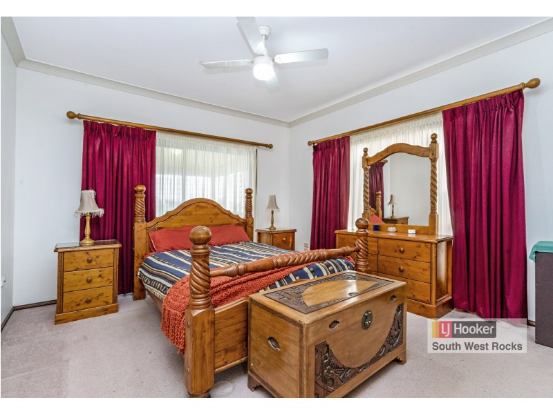 5 Newton Close, South West Rocks NSW 2431