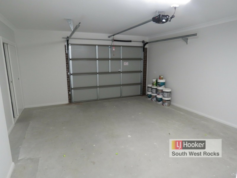 17 Kalang Avenue, South West Rocks NSW 2431