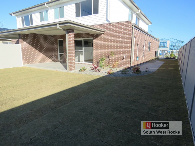 17 Kalang Avenue, South West Rocks NSW 2431