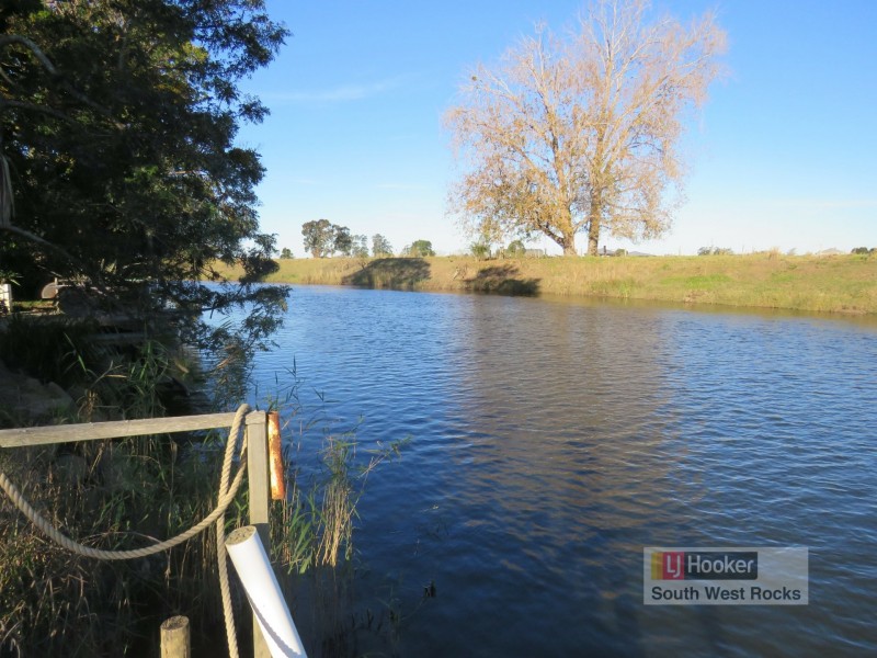 5 Hat Head Road, Kinchela NSW 2440