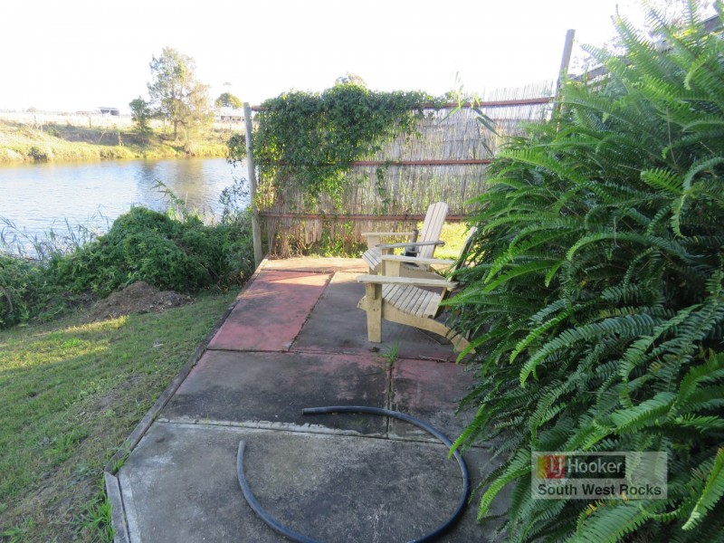 5 Hat Head Road, Kinchela NSW 2440