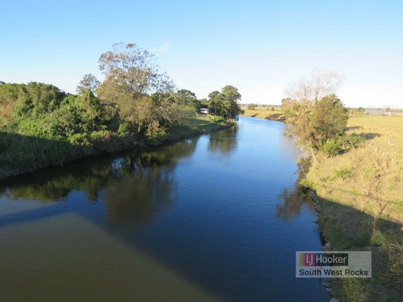 5 Hat Head Road, Kinchela NSW 2440