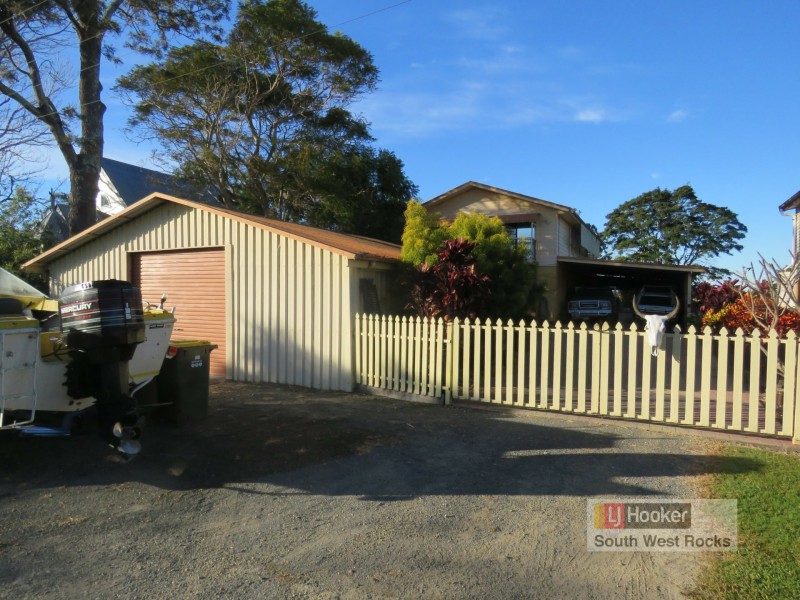 5 Hat Head Road, Kinchela NSW 2440