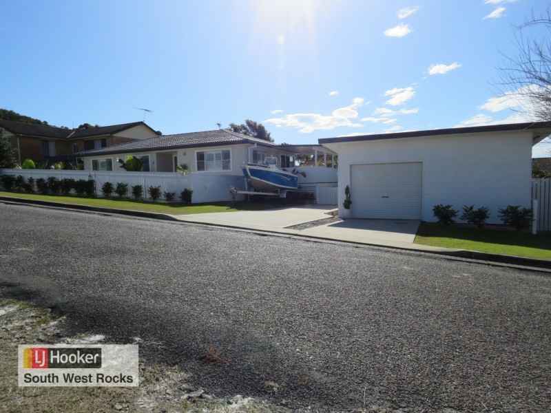 8 Marriott Street, South West Rocks NSW 2431