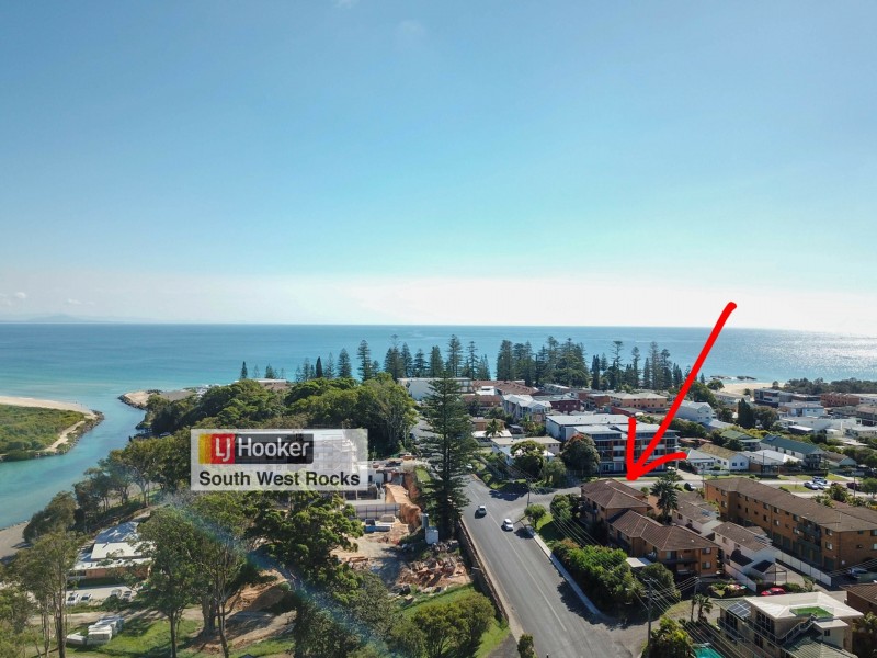 2/1 Landsborough Street, South West Rocks NSW 2431