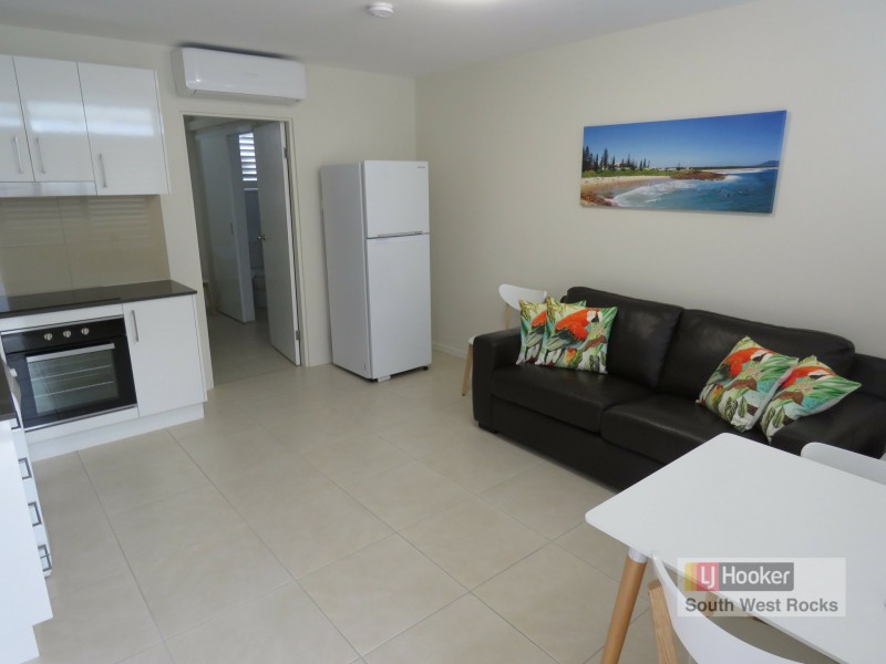1/15 Memorial Avenue, South West Rocks NSW 2431