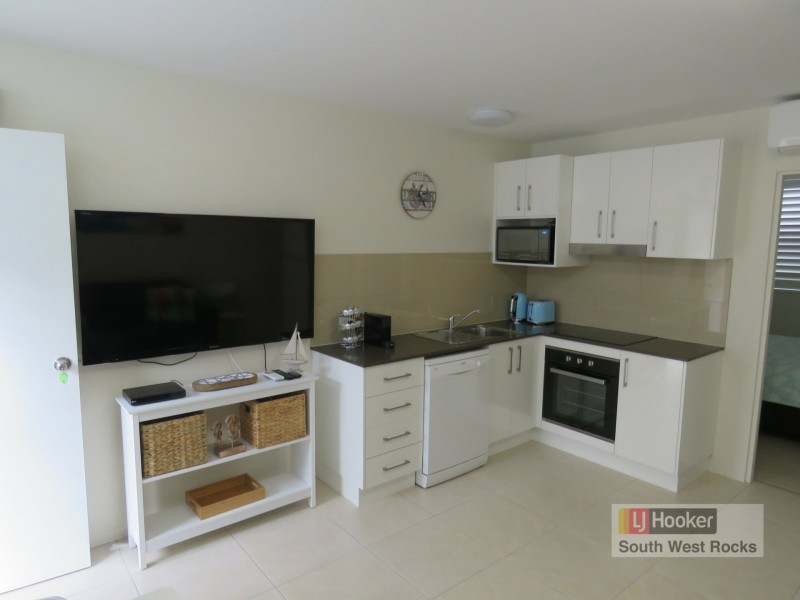 1/15 Memorial Avenue, South West Rocks NSW 2431