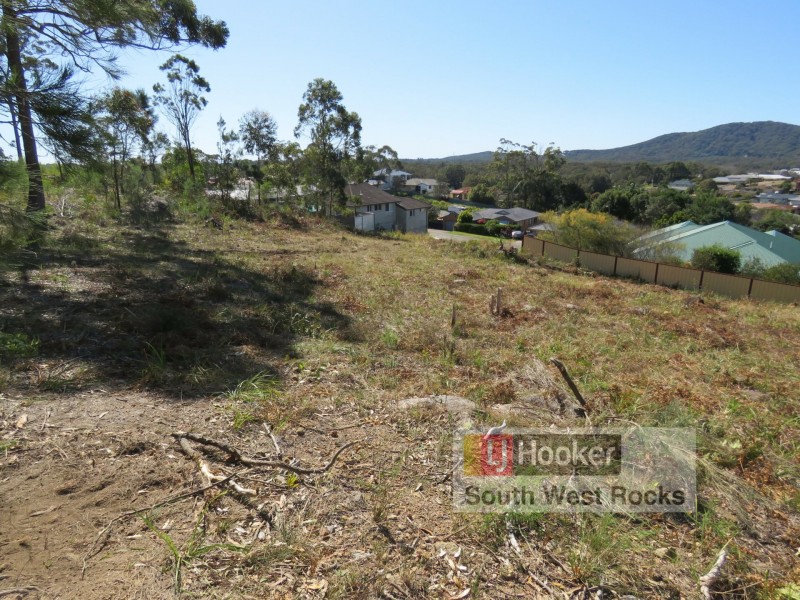 18 Trevor Judd Place, South West Rocks NSW 2431