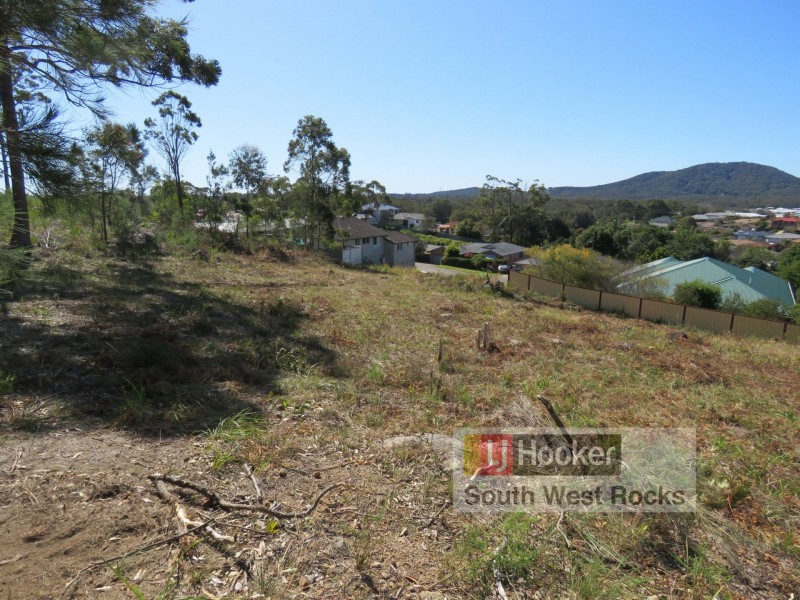 18 Trevor Judd Place, South West Rocks NSW 2431