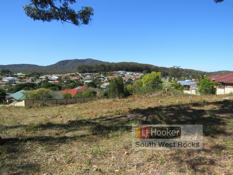 18 Trevor Judd Place, South West Rocks NSW 2431