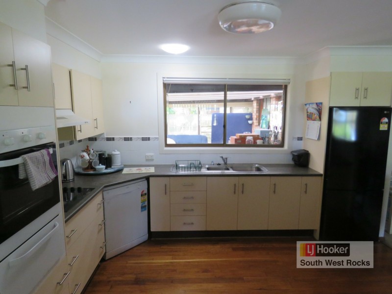 30 Ocean Street, South West Rocks NSW 2431