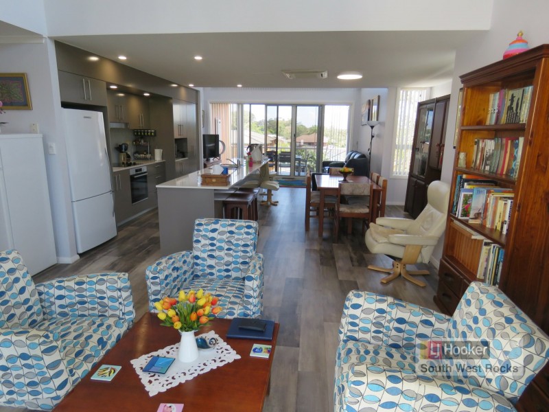 7/2-6 Landsborough Street, South West Rocks NSW 2431