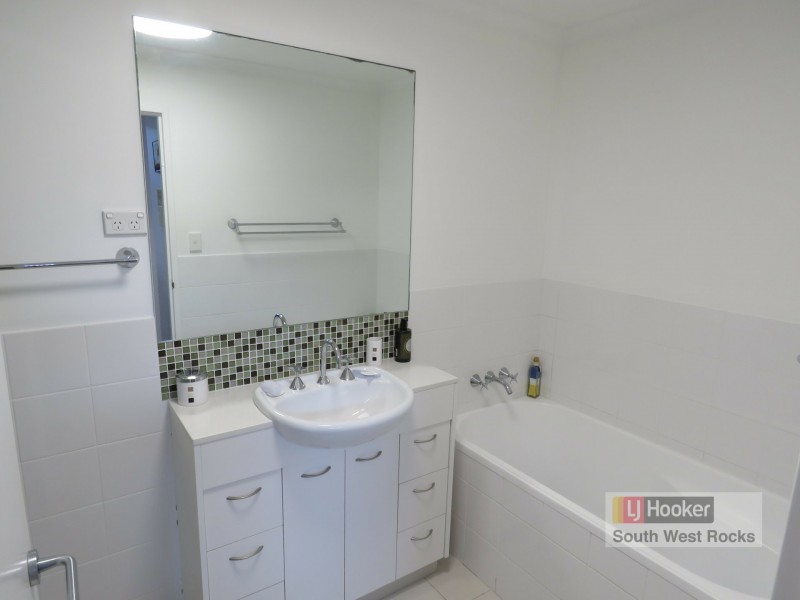 7/2-6 Landsborough Street, South West Rocks NSW 2431