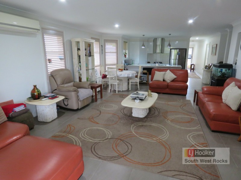 3 Tallowood Place, South West Rocks NSW 2431