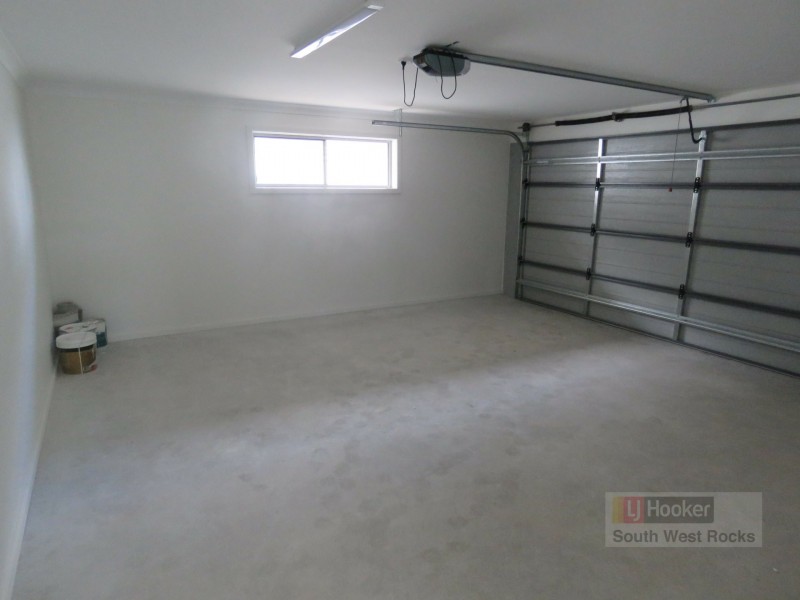 30 Keith Andrews Avenue, South West Rocks NSW 2431