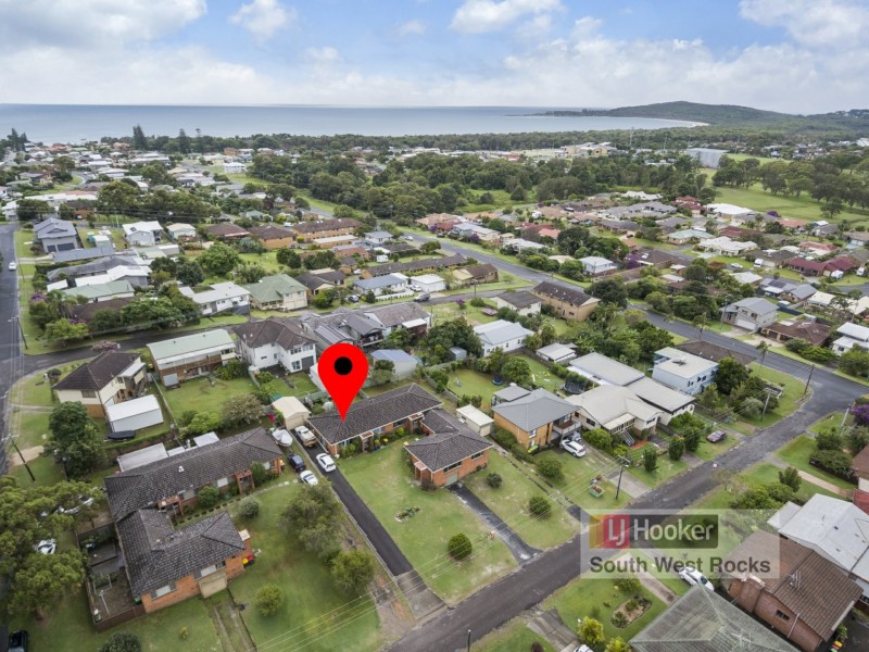 2/4 Flinders Street, South West Rocks NSW 2431