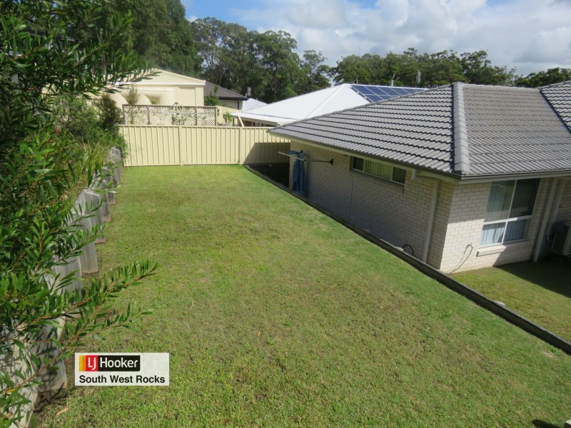 8 Racemosa Close, South West Rocks NSW 2431