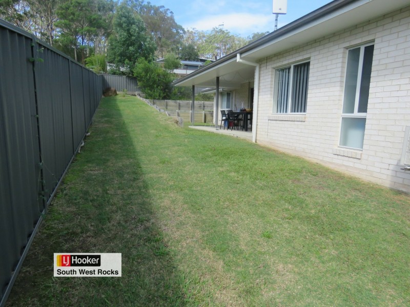 8 Racemosa Close, South West Rocks NSW 2431