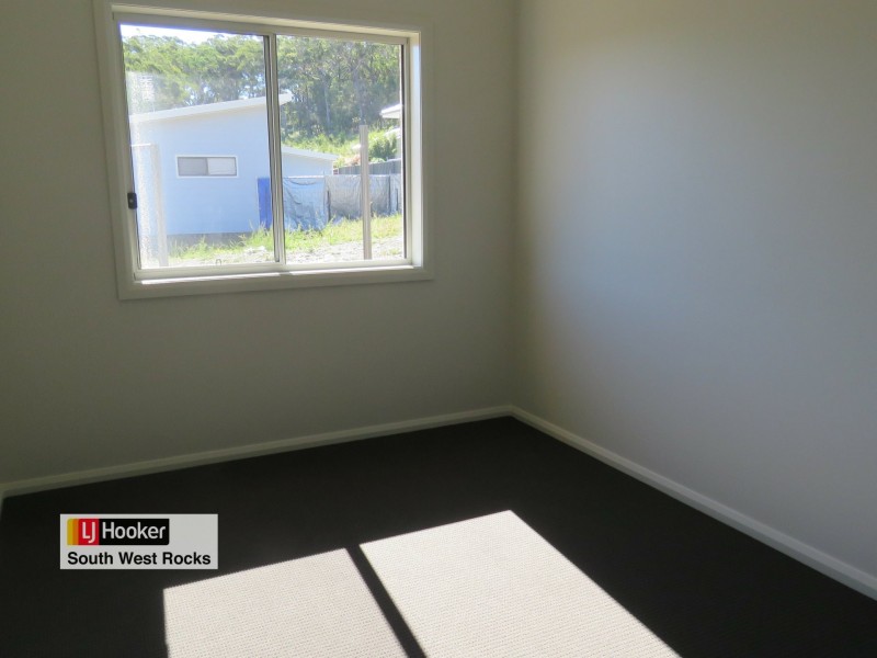 8 Racemosa Close, South West Rocks NSW 2431