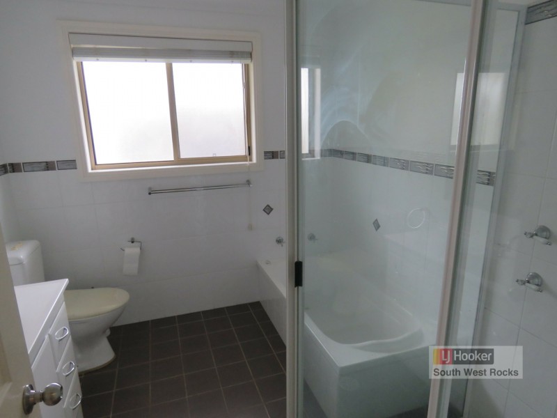3 Grandview Place, South West Rocks NSW 2431