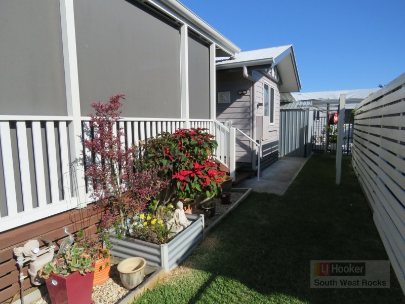 72 Wattle Circuit/39-89 Gordon Young Drive, South West Rocks NSW 2431