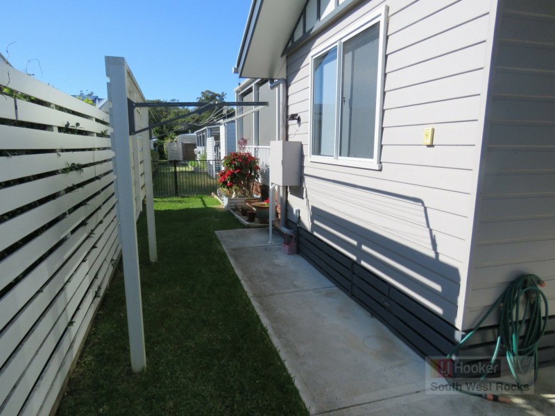 72 Wattle Circuit/39-89 Gordon Young Drive, South West Rocks NSW 2431