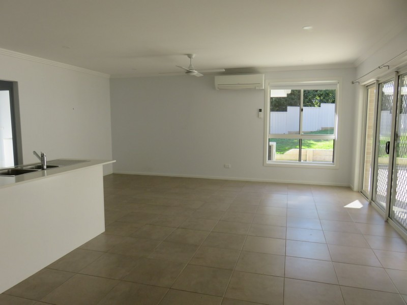 16 Cooper Street East, South West Rocks NSW 2431