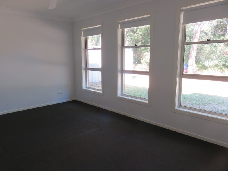 16 Cooper Street East, South West Rocks NSW 2431