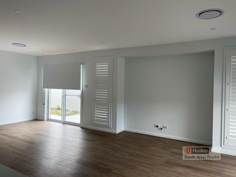 22 Kalang Avenue, South West Rocks NSW 2431