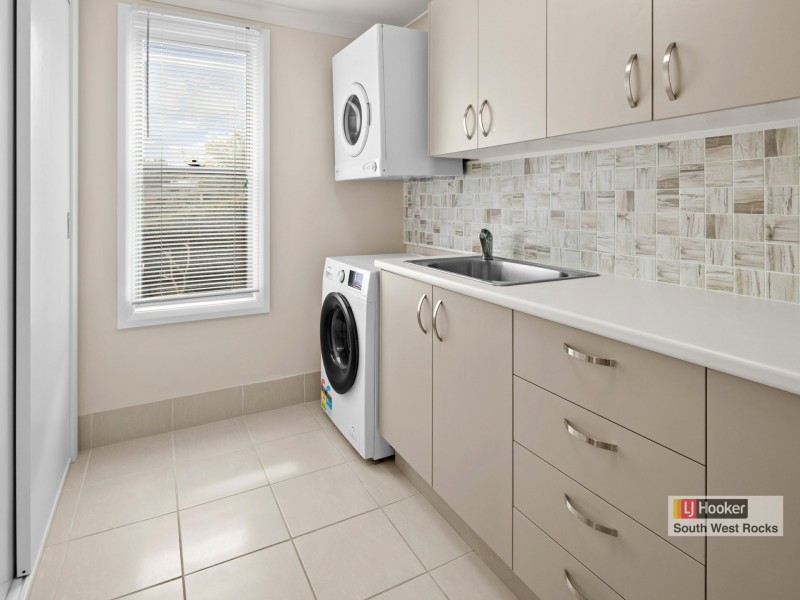 7 Goorie Place, South West Rocks NSW 2431