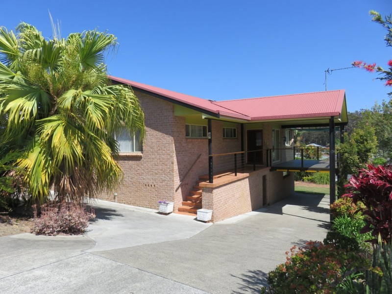 24 Crystal Place, South West Rocks NSW 2431