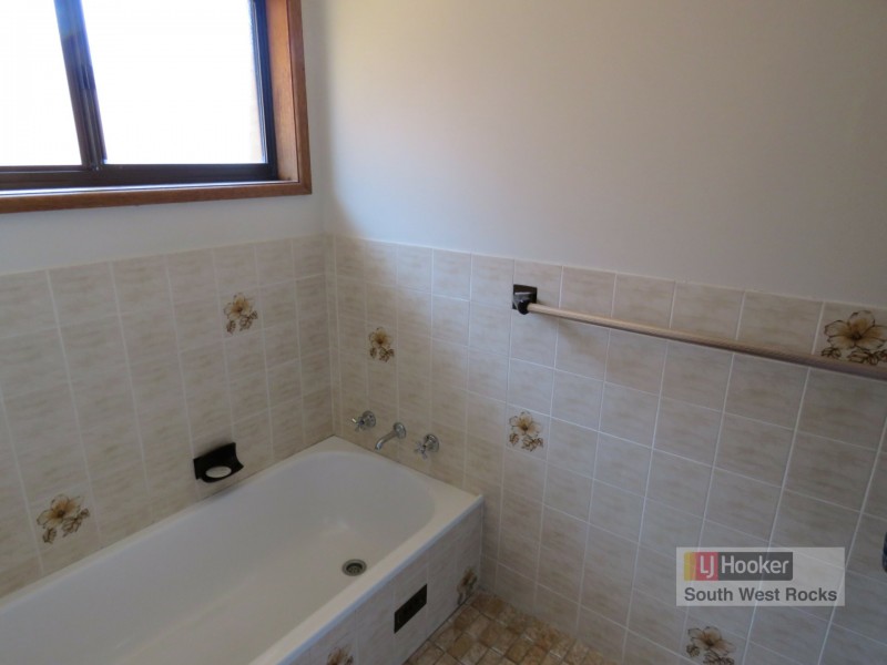 166 Gregory Street, South West Rocks NSW 2431