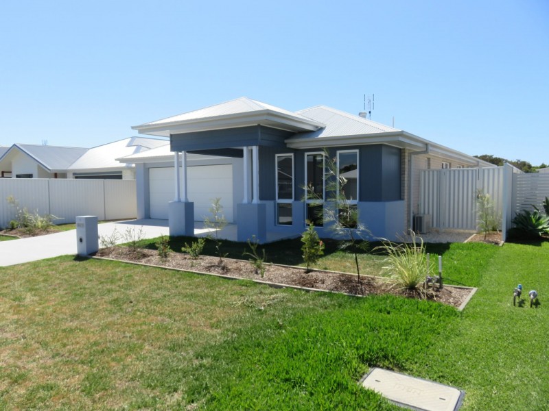 5 Kalang Avenue, South West Rocks NSW 2431