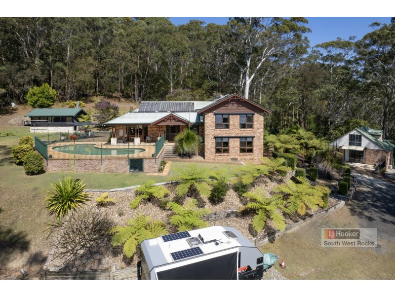43 Ferntree Close, Arakoon NSW 2431
