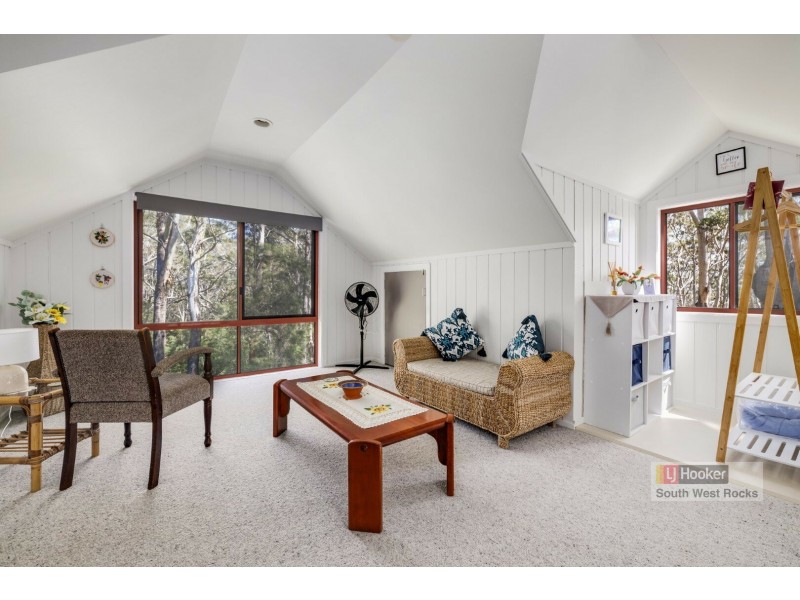 43 Ferntree Close, Arakoon NSW 2431