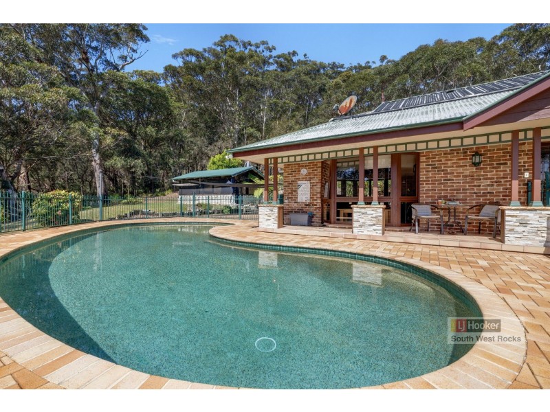 43 Ferntree Close, Arakoon NSW 2431