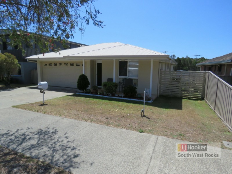 80 Phillip Drive, South West Rocks NSW 2431