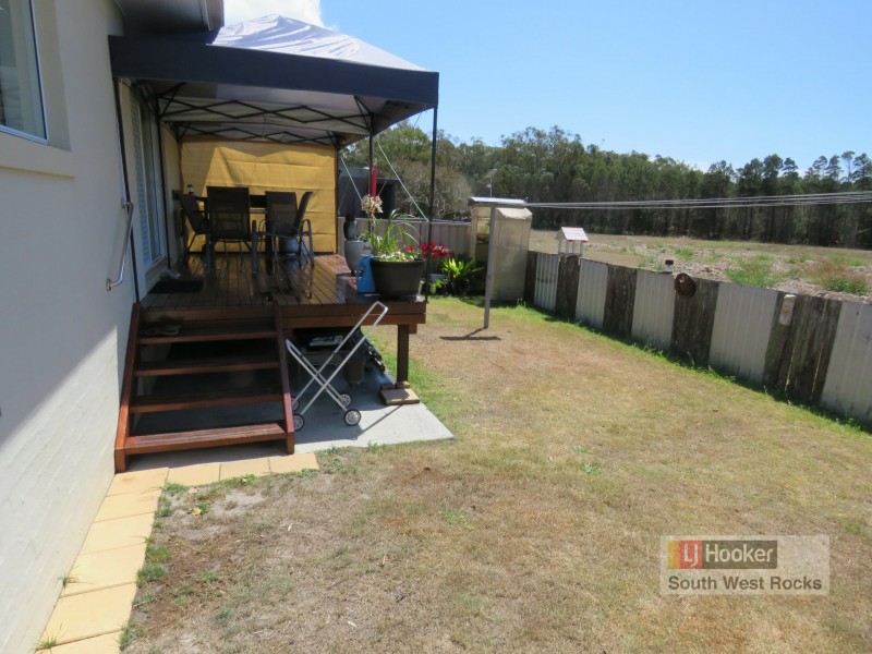 80 Phillip Drive, South West Rocks NSW 2431