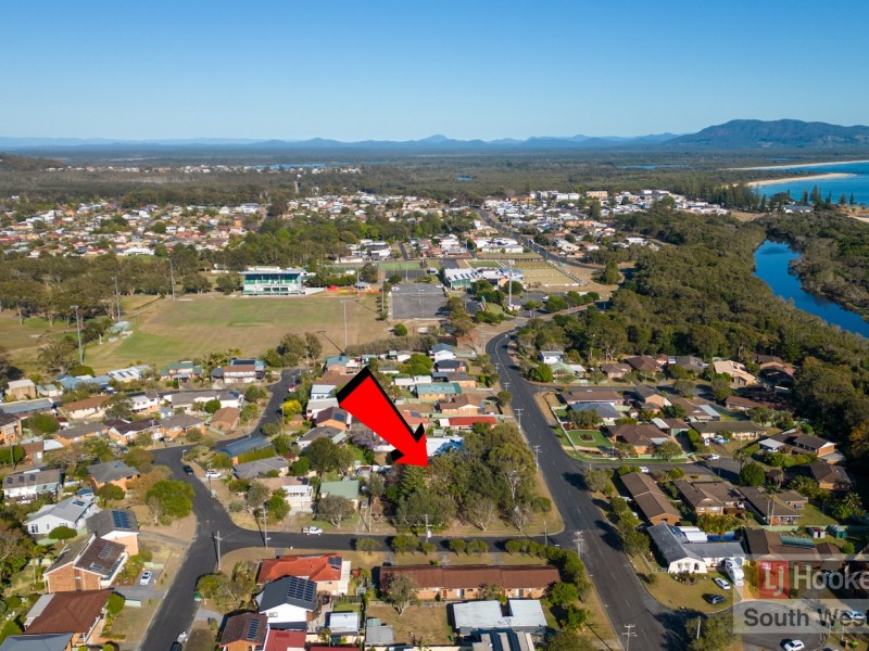 17 Phillip Drive, South West Rocks NSW 2431