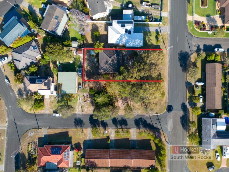 17 Phillip Drive, South West Rocks NSW 2431