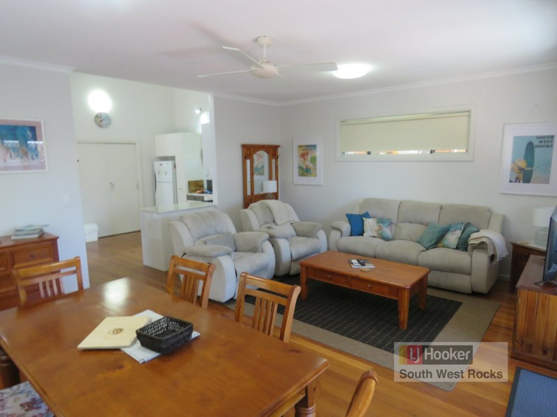 10 Baldwin Street, South West Rocks NSW 2431