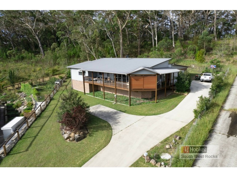 24 Tallowood Place, South West Rocks NSW 2431