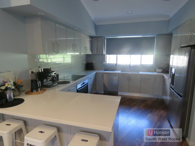 3 Dolphin Crescent, South West Rocks NSW 2431