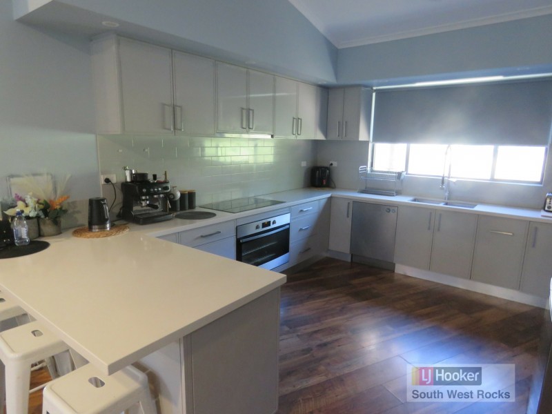 3 Dolphin Crescent, South West Rocks NSW 2431