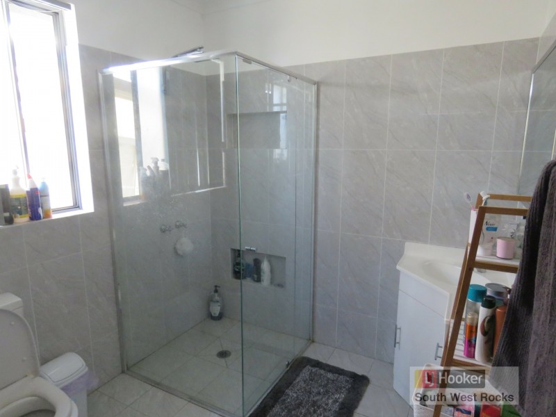 3 Dolphin Crescent, South West Rocks NSW 2431