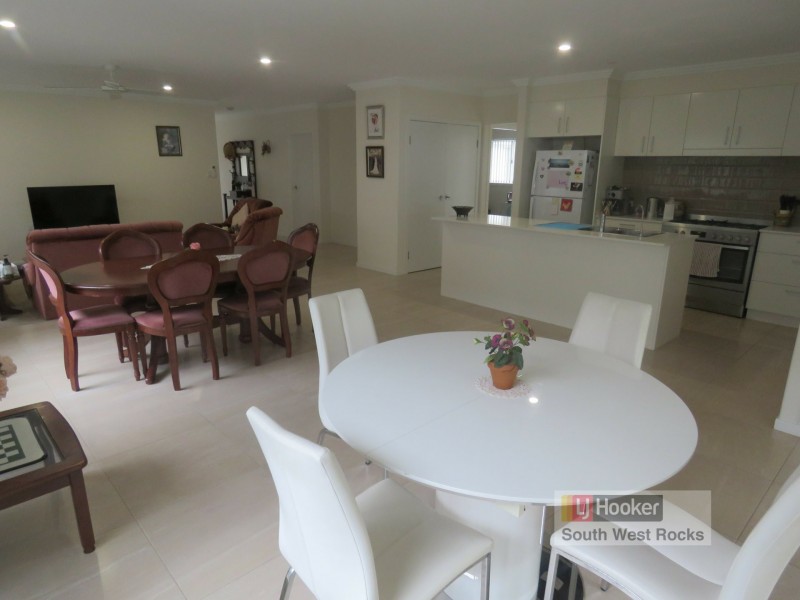 14B Yulgilbar Place, South West Rocks NSW 2431