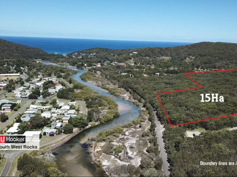 22 Gap Road, Hat Head NSW 2440