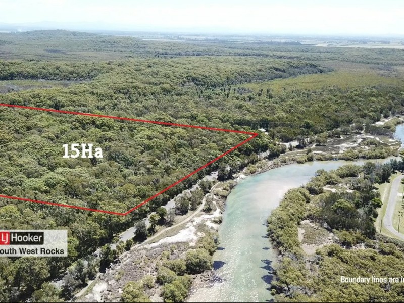 22 Gap Road, Hat Head NSW 2440